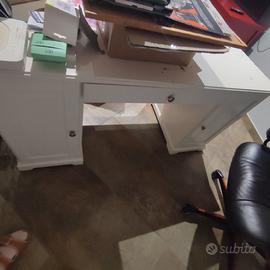 Scrivania Ikea