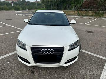 AUDI A3 2.0 TD S Tronic - 2012