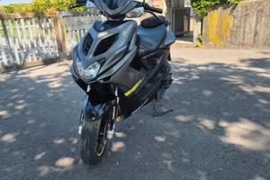 Yamaha aerox 50 4t