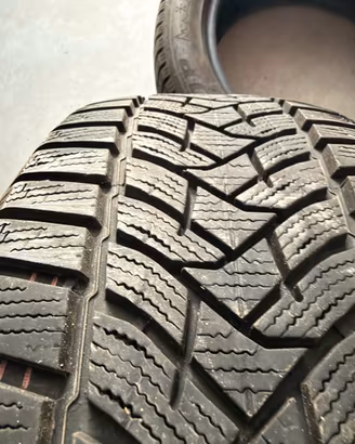DUNLOP WINTER SPORT 215 55 17 98V