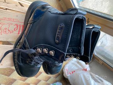 Stivali corti Anfibi TKS donna neri