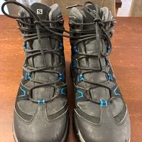 Abbigliamento scarpe sport Salomon