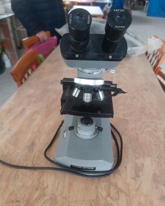 microscopio mai usato