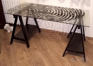 SCRIVANIA CON PIANO IN VETRO