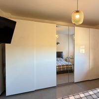 Guardaroba IKEA PAX con ante scorrevoli HASVIK