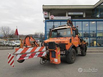 Mercedes Unimog U1250 Lama trincia falcia erba