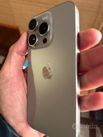 Apple iphone 15 pro 512gb Titanoim Silver
