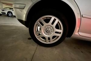 Cerchi in lega Golf 4 originali da 16