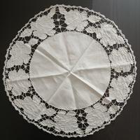 centro tavola in pizzo