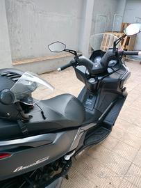  scooter Kimco 350 downtown 