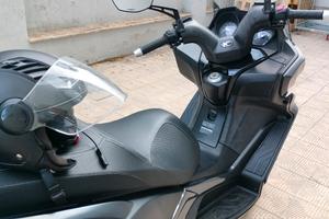  scooter Kimco 350 downtown 