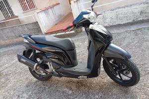 Honda sh 300 sport 
