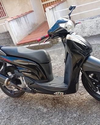 Honda sh 300 sport 