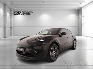 Porsche Macan 4