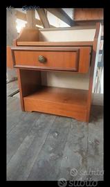 Comodino anni 60