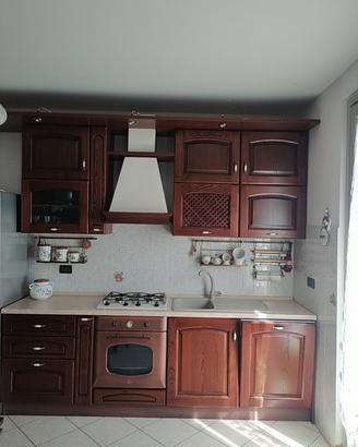 Cucina completta di tutto