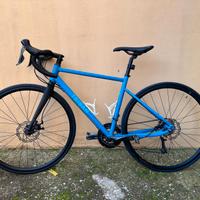 Bici da corsa gravel Triban RC500