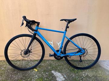 Bici da corsa gravel Triban RC500