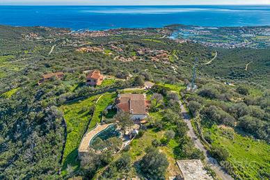 Incantevole villa con piscina e vista Tavolara