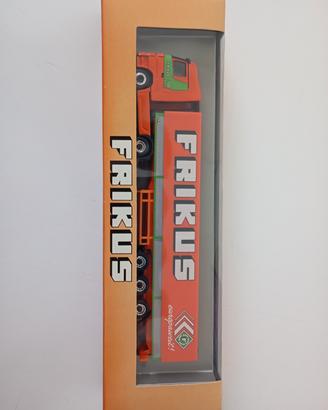 Modellino Mercedes scala 1:87