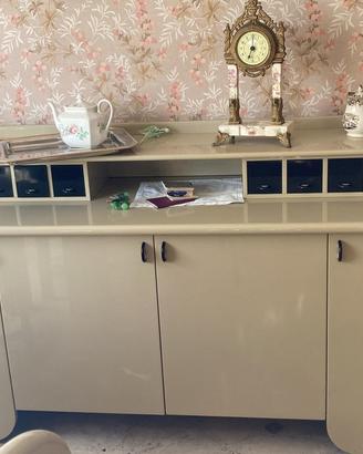 Credenza design vintage anni ’70