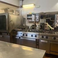 cucina a gas professionale Zanussi per ristorante