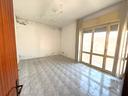 ampio-appartamento-con-balconi-e-soffitta