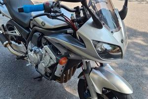 Yamaha Fazer 1000