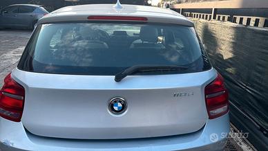 Baule / portellone posteriore BMW 118d anno 2011 -
