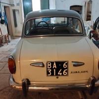 fiat 1100 d'epoca restaurato nei minimi dett
