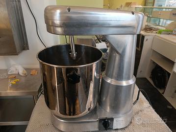 planetaria  batti uova monta panna  trifase 380v  