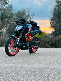 Duke 125 2021