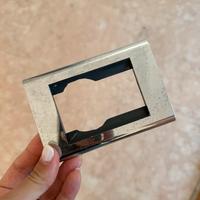 Placce Biticino in metallo e pulsanti neri