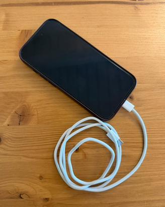 iPhone 15 Pro 128GB + AirPods 1