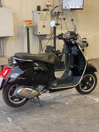 Vespa 300 Gts 2019