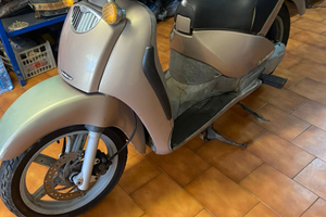 Aprilia scarabeo 150