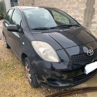 RICAMBI TOYOTA YARIS 1.0 BENZINA ANNO:2007
