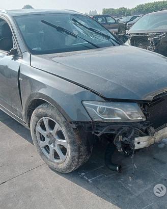 Audi q5 2012 2.0td CAH cambio automatico per ricam