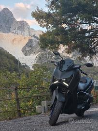 xMax 300 2025 Nero