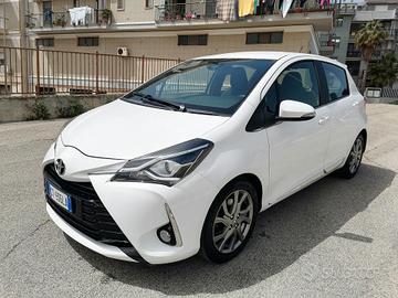 Toyota Yaris 1.4 D 90cv 5 porte LOUNGE 12/2017