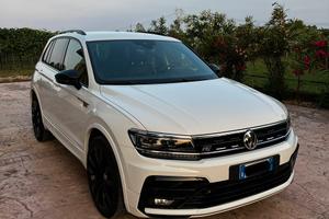 Volkswagen Tiguan R-Line  2.0 BiTdi