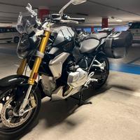 Bmw r1250r