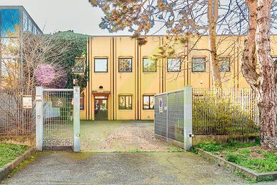 Capannone industriale - peschiera borromeo