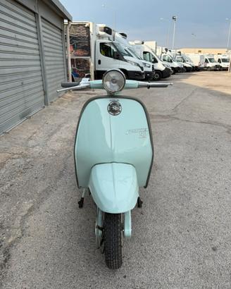 Lambretta deluxe j50