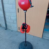 punchingball con guantoni