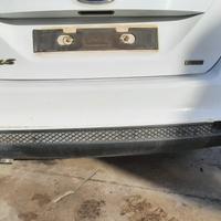 FORD FOCUS 2011 - PARAURTI POSTERIORE