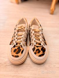 Scarpa da ginnastica maculata in cavallino n.37