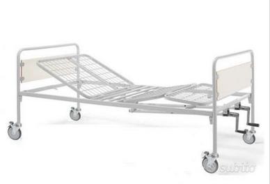 Letto da degenza con sponde
