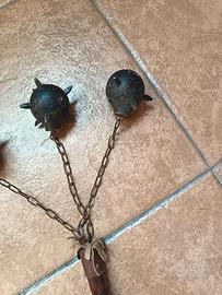 Mazzafusto a tre catene con palle  chiodate