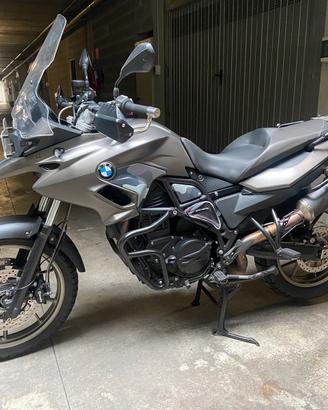 BMW f700gs 800cc